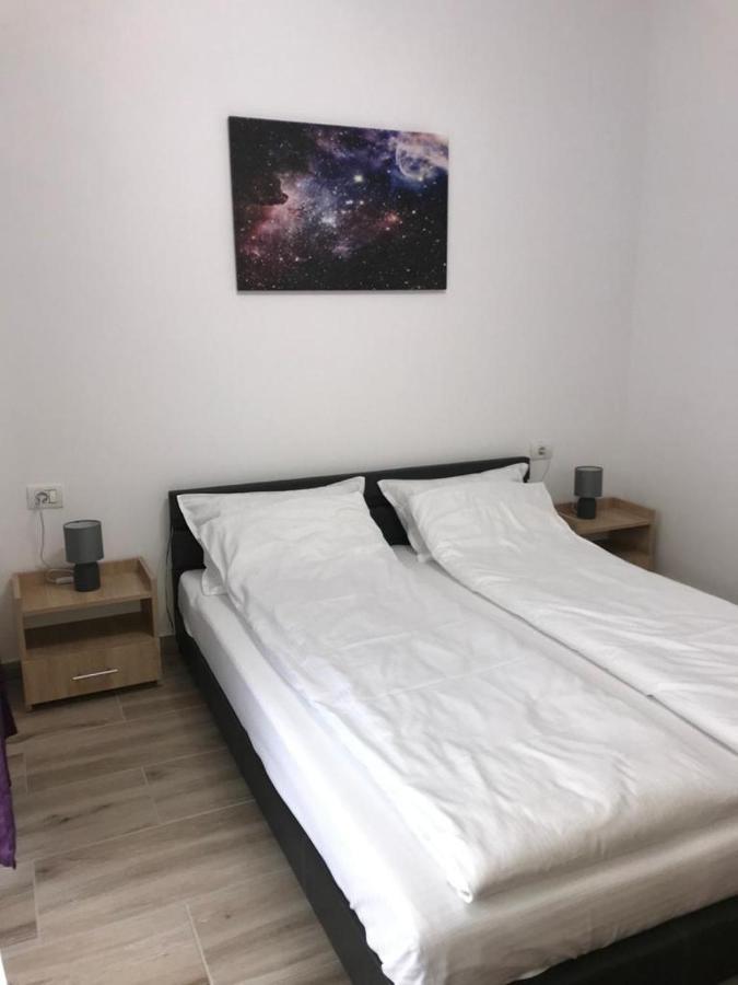 Bonte Residence Str Daliei Nr 3 Giroc Buitenkant foto